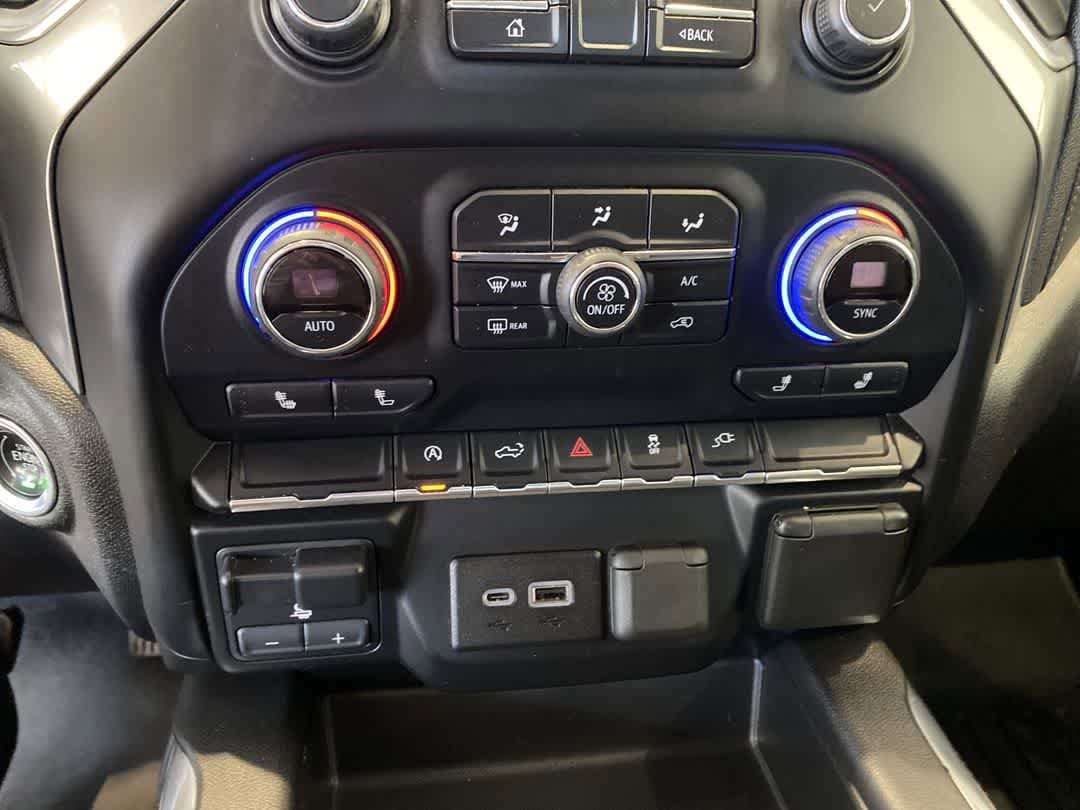 Thumbnail: 2019 Chevrolet Silverado 1500 - 29