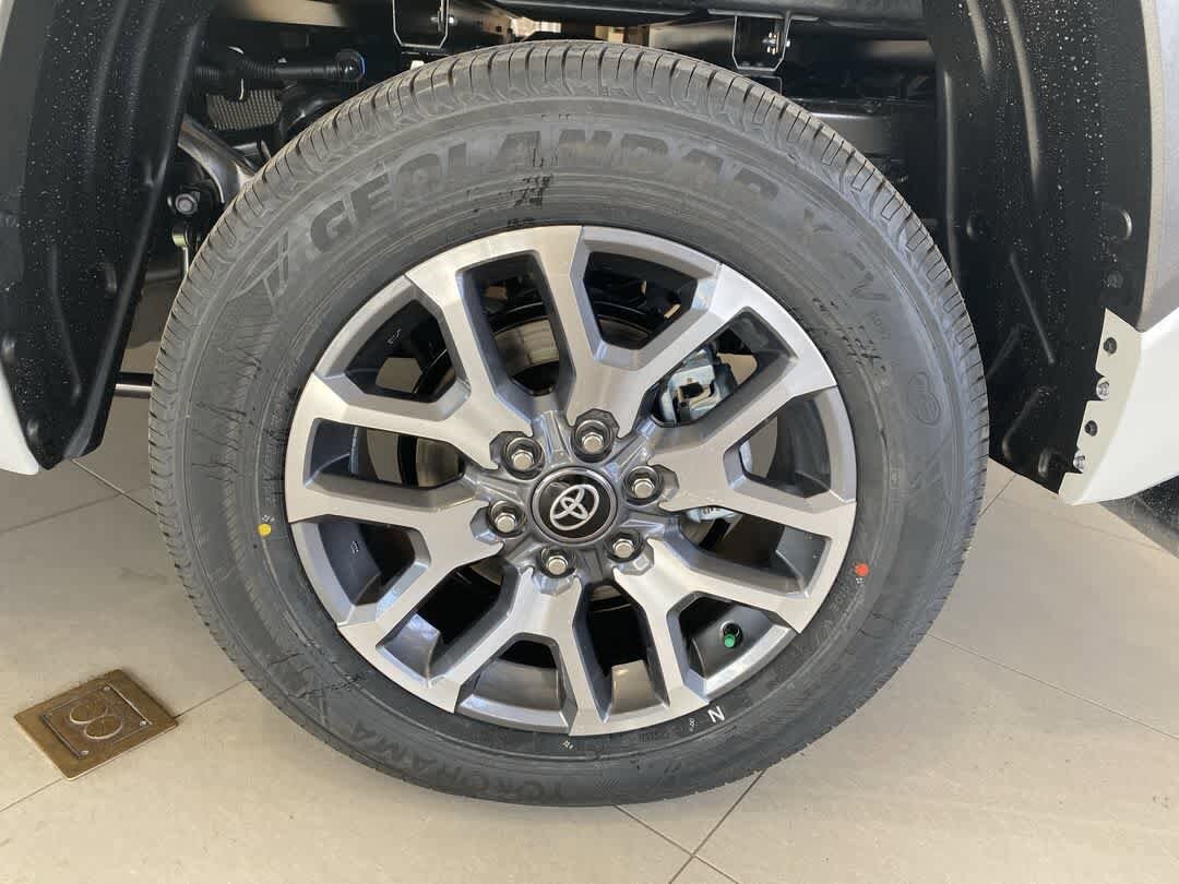 Thumbnail: 2025 Toyota Tundra - 12