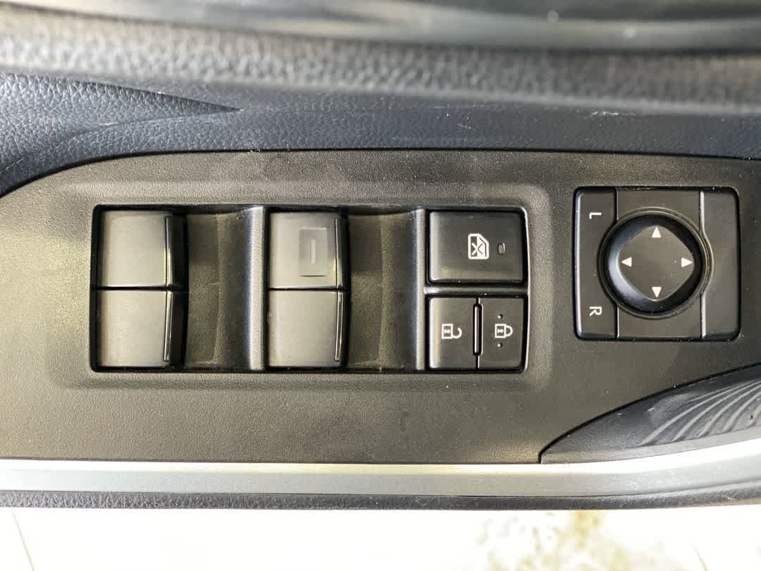 Thumbnail: 2024 Toyota RAV4 - 16