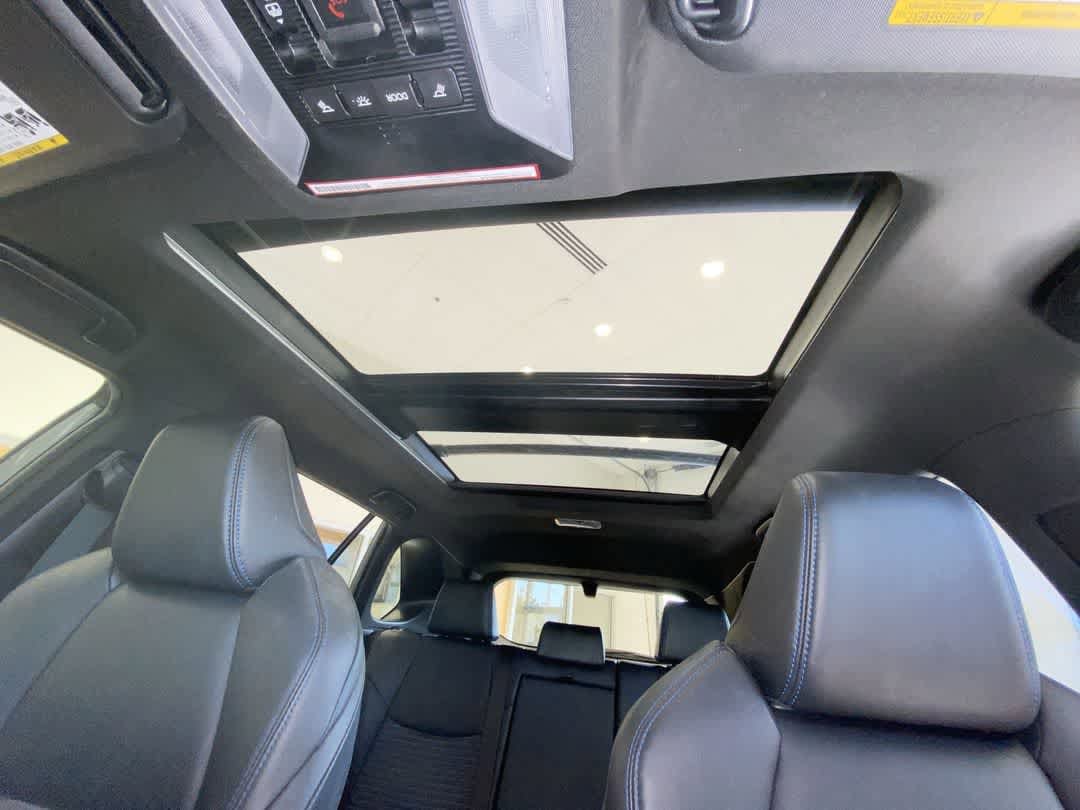 Thumbnail: 2020 Toyota RAV4 - 25