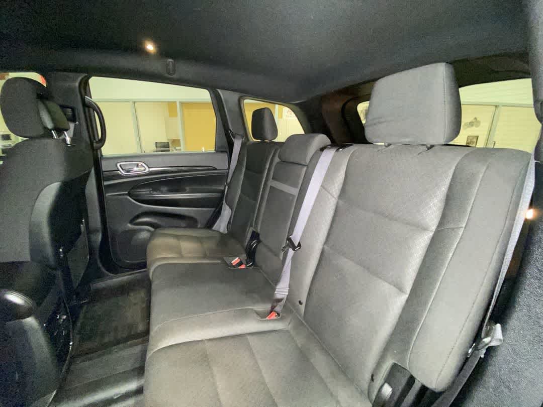 Thumbnail: 2020 Jeep Grand Cherokee - 23