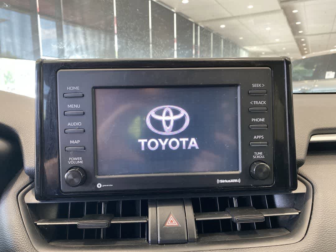 Thumbnail: 2020 Toyota RAV4 - 19