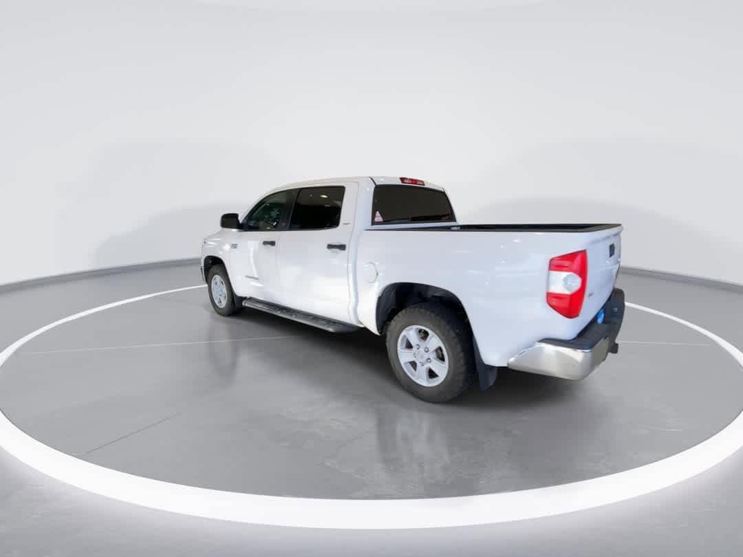 Thumbnail: 2019 Toyota Tundra - 6