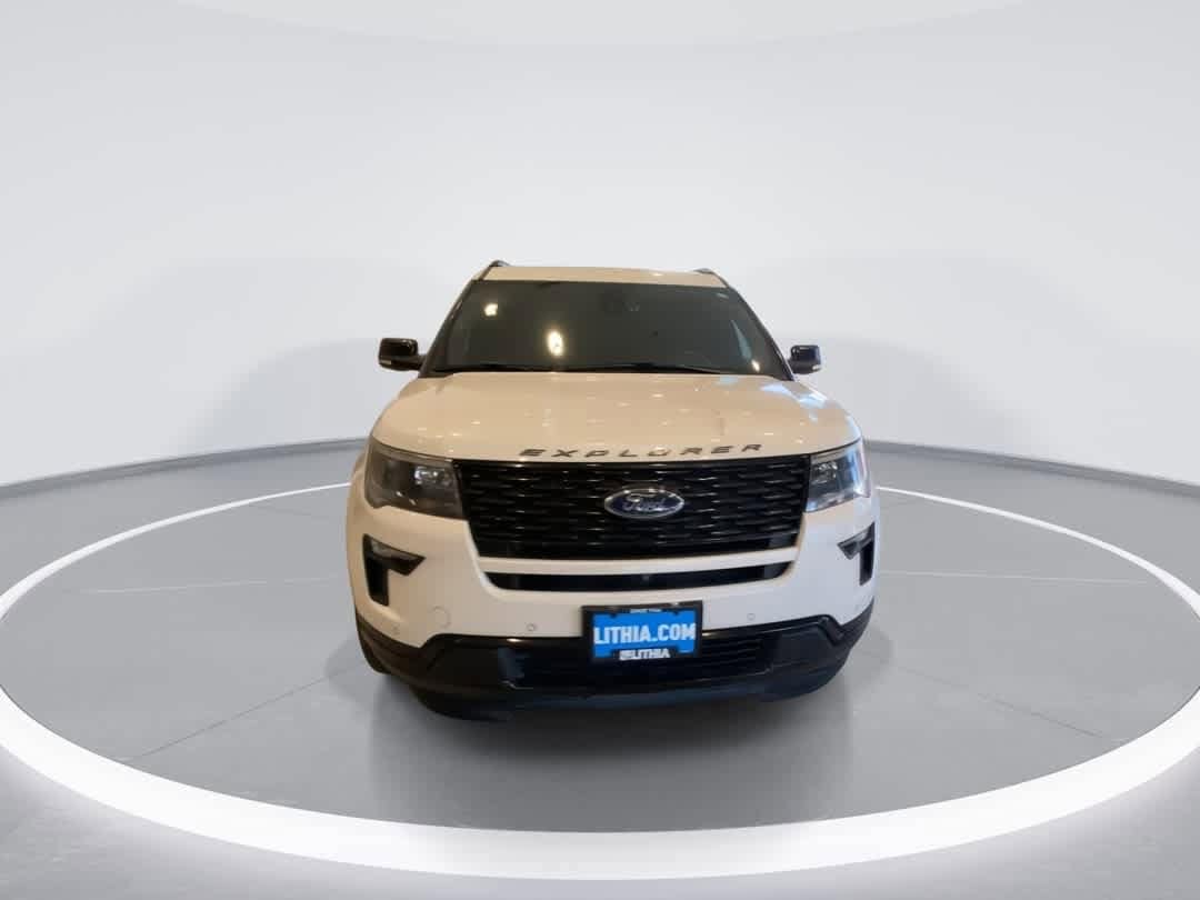 Thumbnail: 2018 Ford Explorer - 3