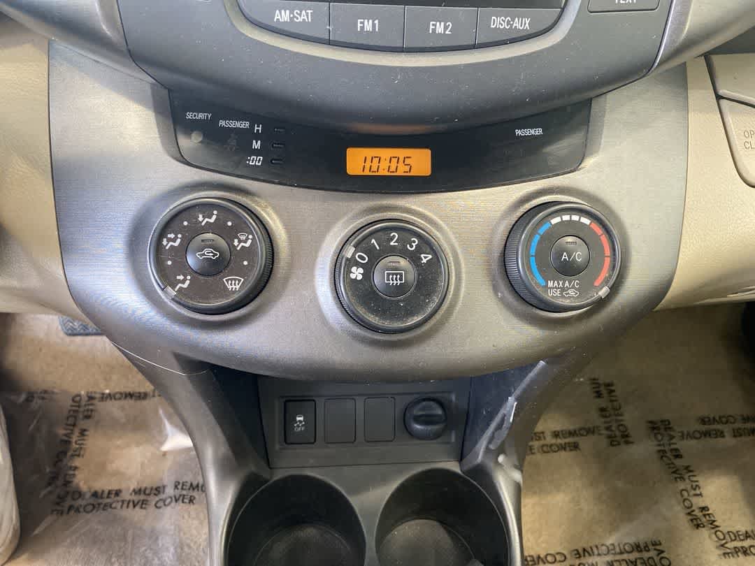 2009 Toyota RAV4 Base 19