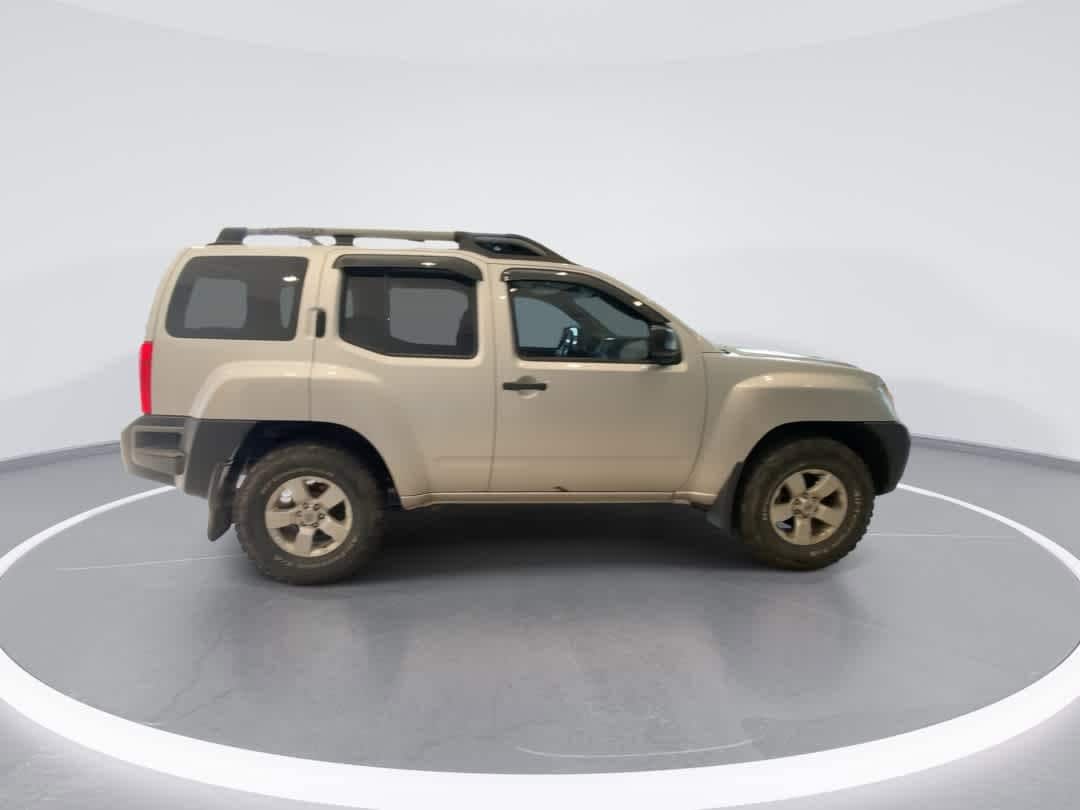 Thumbnail: 2010 Nissan Xterra - 9
