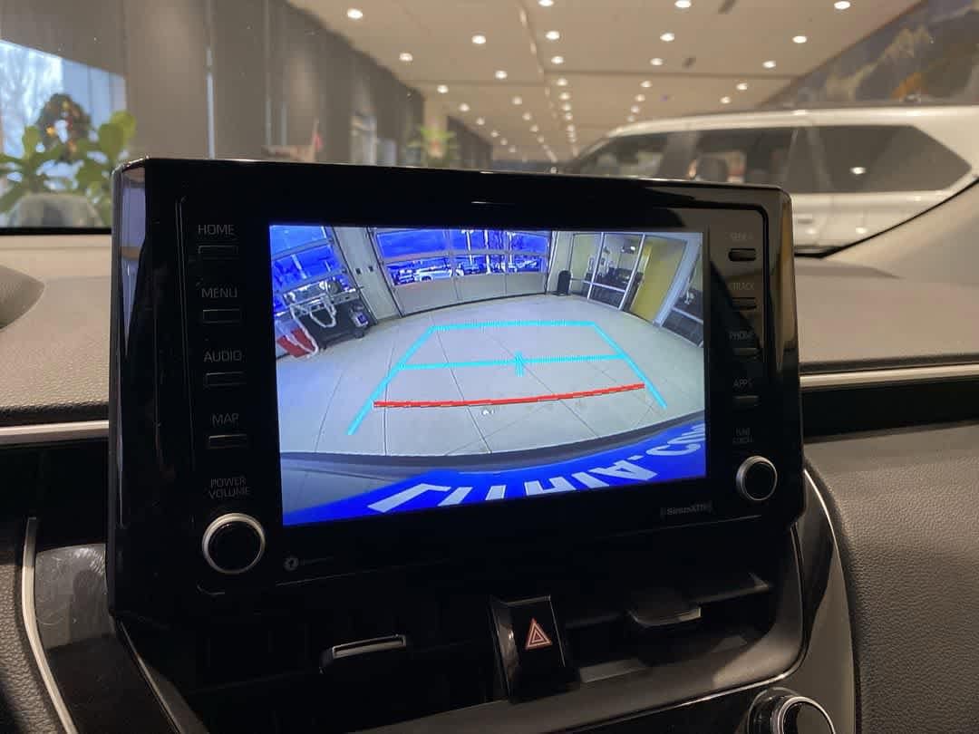 Thumbnail: 2022 Toyota Corolla Cross - 17