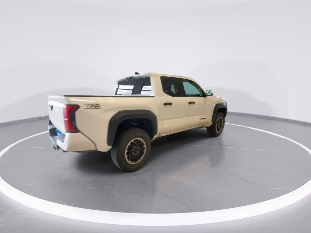 Thumbnail: 2024 Toyota Tacoma - 8