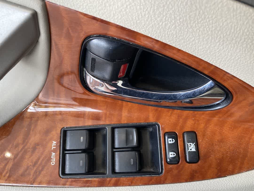 Thumbnail: 2011 Toyota Camry - 15