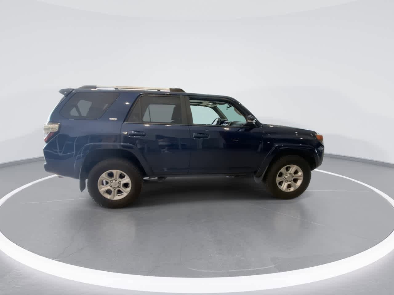 Thumbnail: 2019 Toyota 4Runner - 9