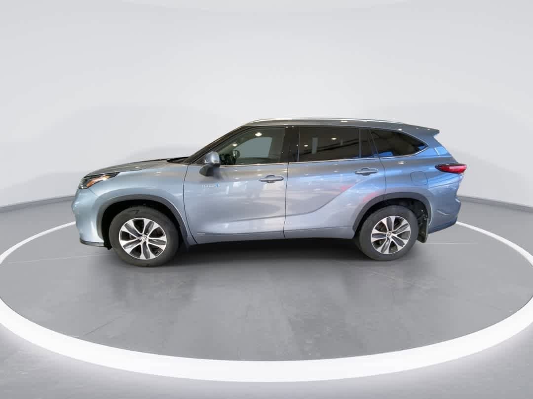 Thumbnail: 2021 Toyota Highlander - 5