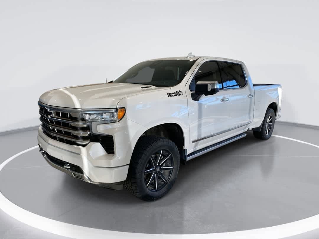 2022 Chevrolet Silverado 1500 High Country's photo