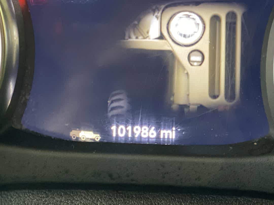 Thumbnail: 2019 Jeep Wrangler - 17
