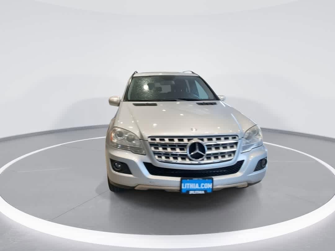 Thumbnail: 2010 Mercedes-Benz M-Class - 3