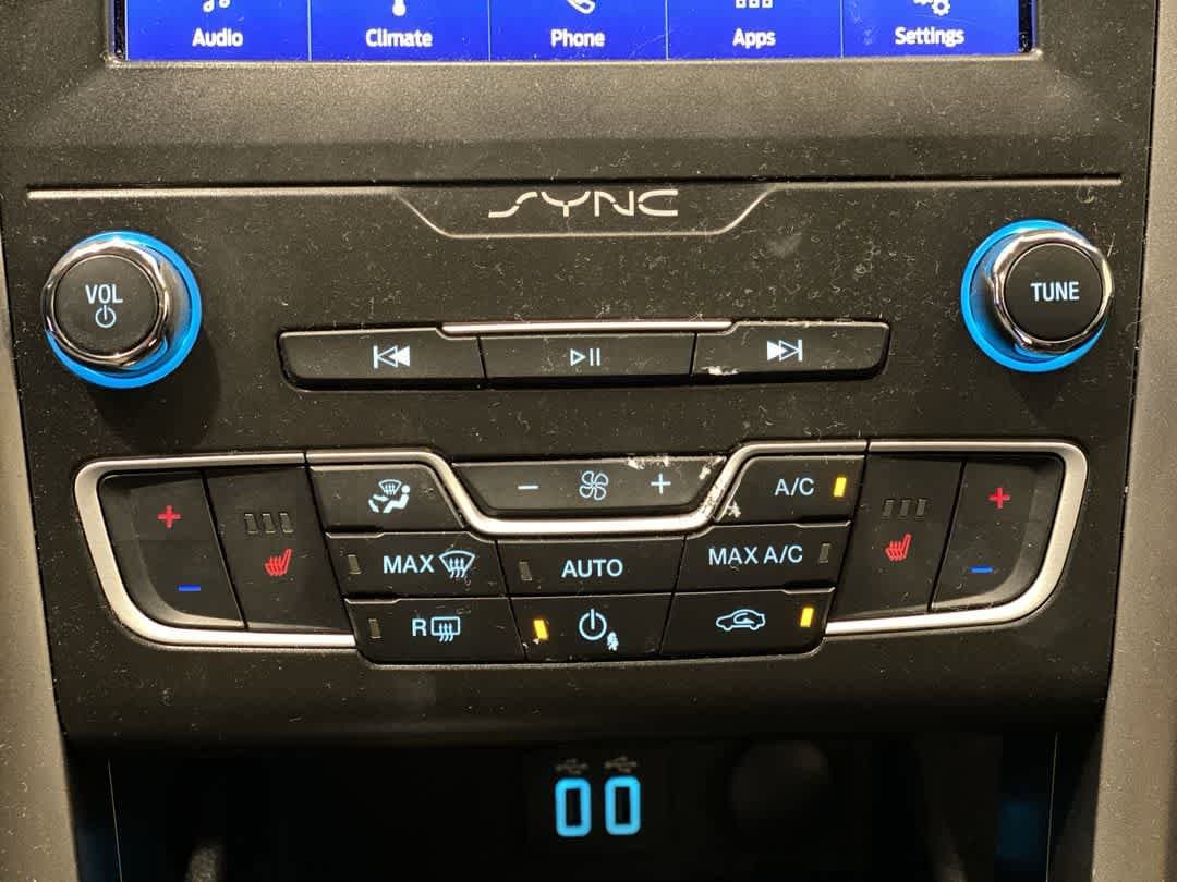 Thumbnail: 2020 Ford Fusion - 21