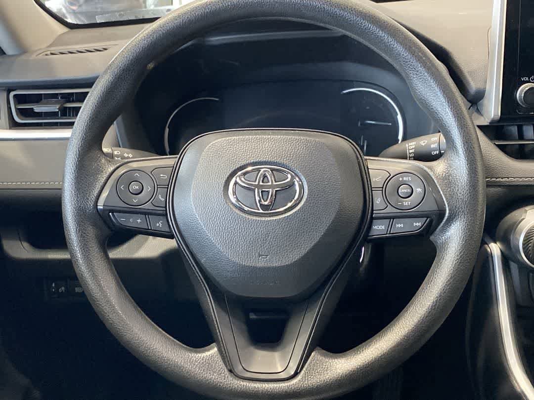 Thumbnail: 2024 Toyota RAV4 - 17