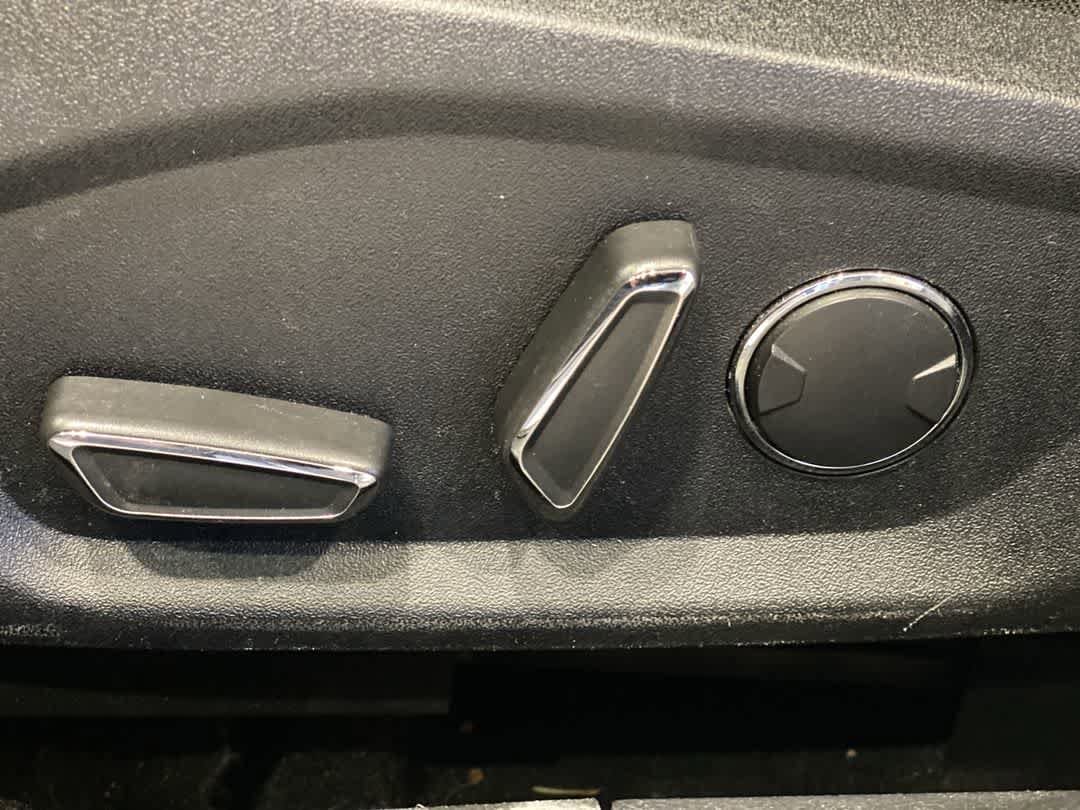 Thumbnail: 2020 Ford Fusion - 15