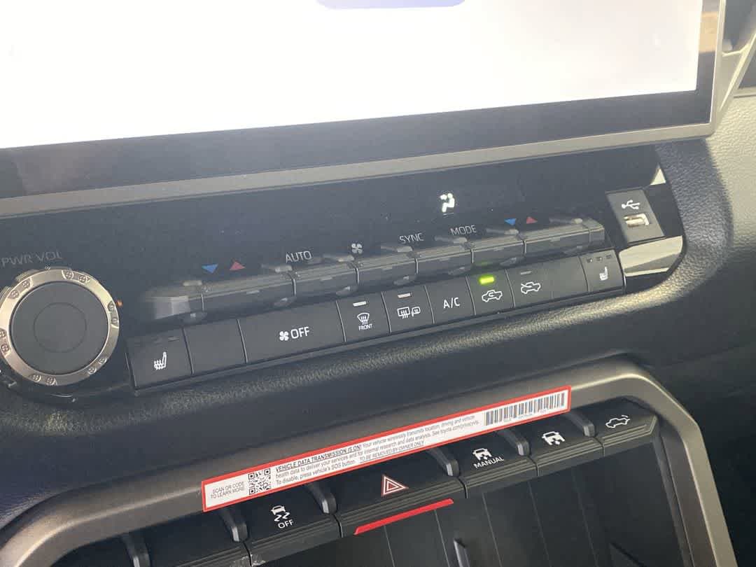 Thumbnail: 2025 Toyota Tundra - 20