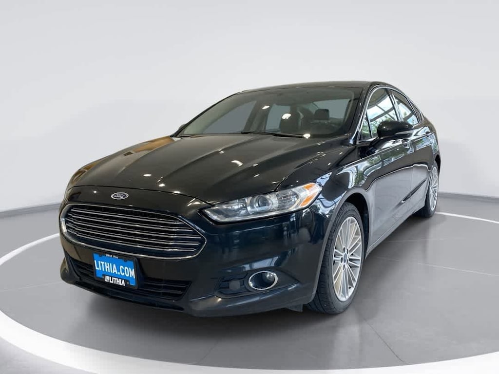 Used 2014 Ford Fusion SE Sedan