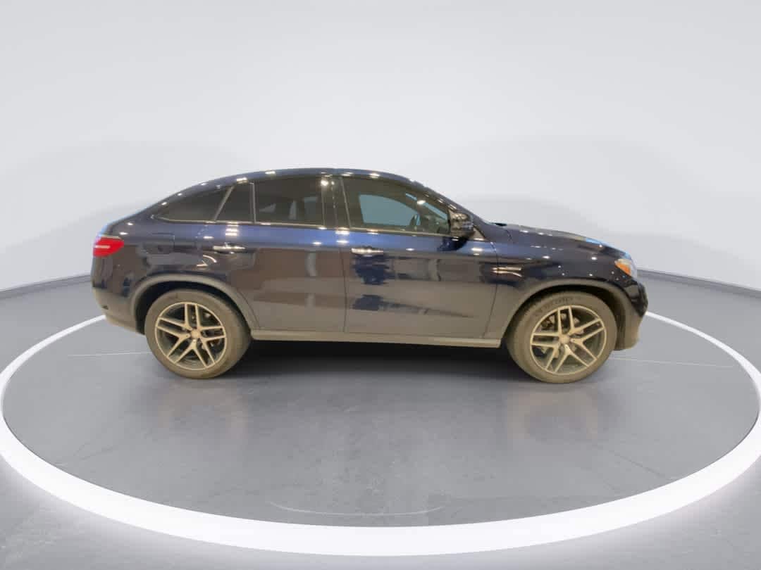 Thumbnail: 2016 Mercedes-Benz GLE - 9