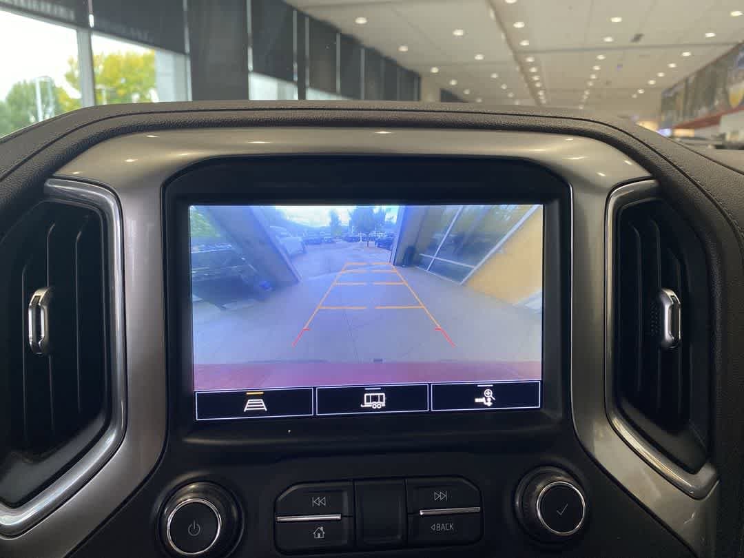 Thumbnail: 2021 Chevrolet Silverado 1500 - 19