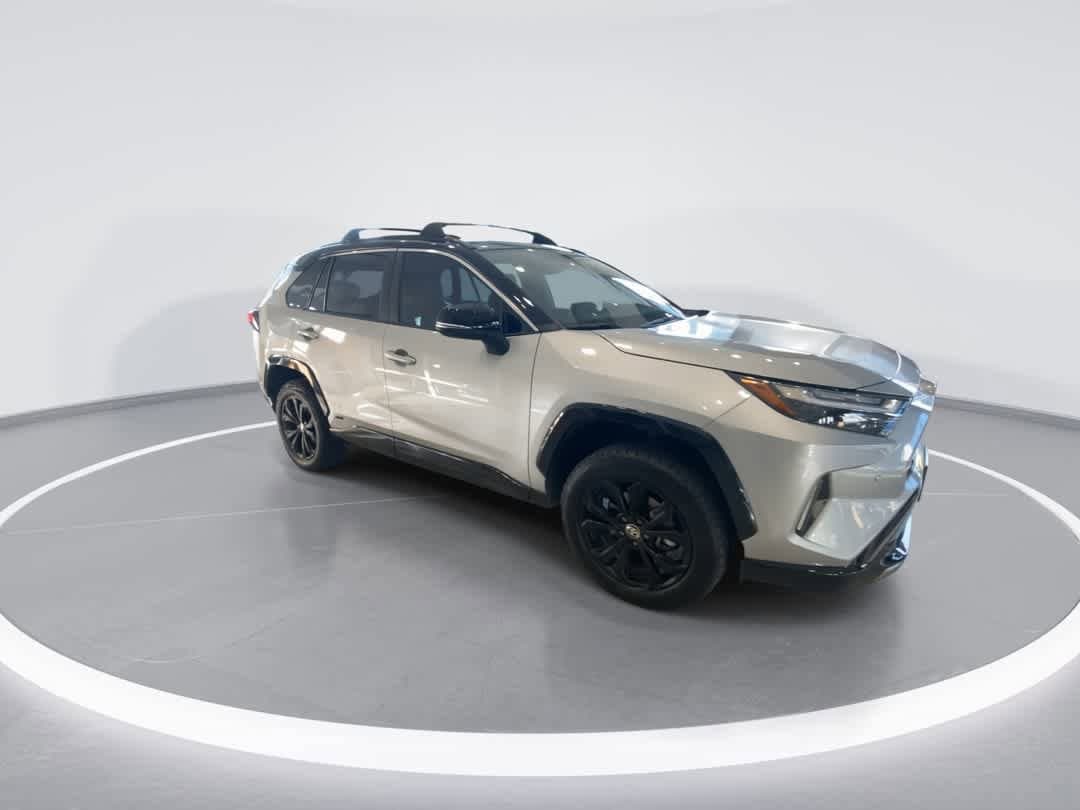 Thumbnail: 2022 Toyota RAV4 - 2