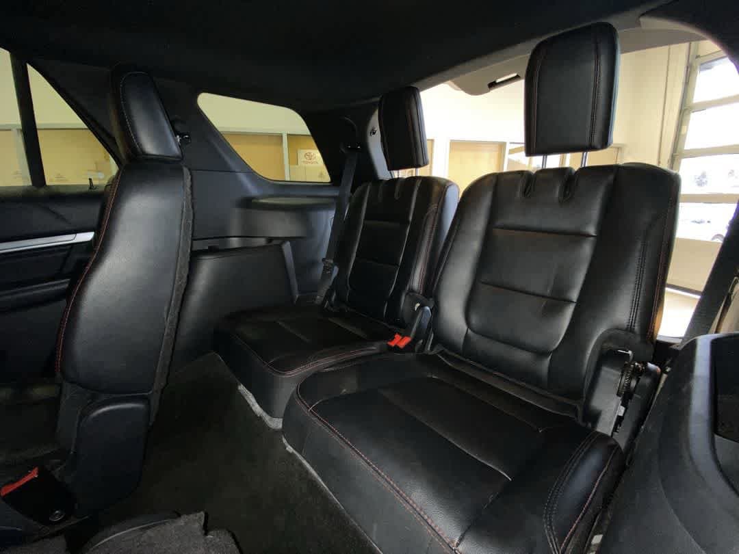 Thumbnail: 2016 Ford Explorer - 26