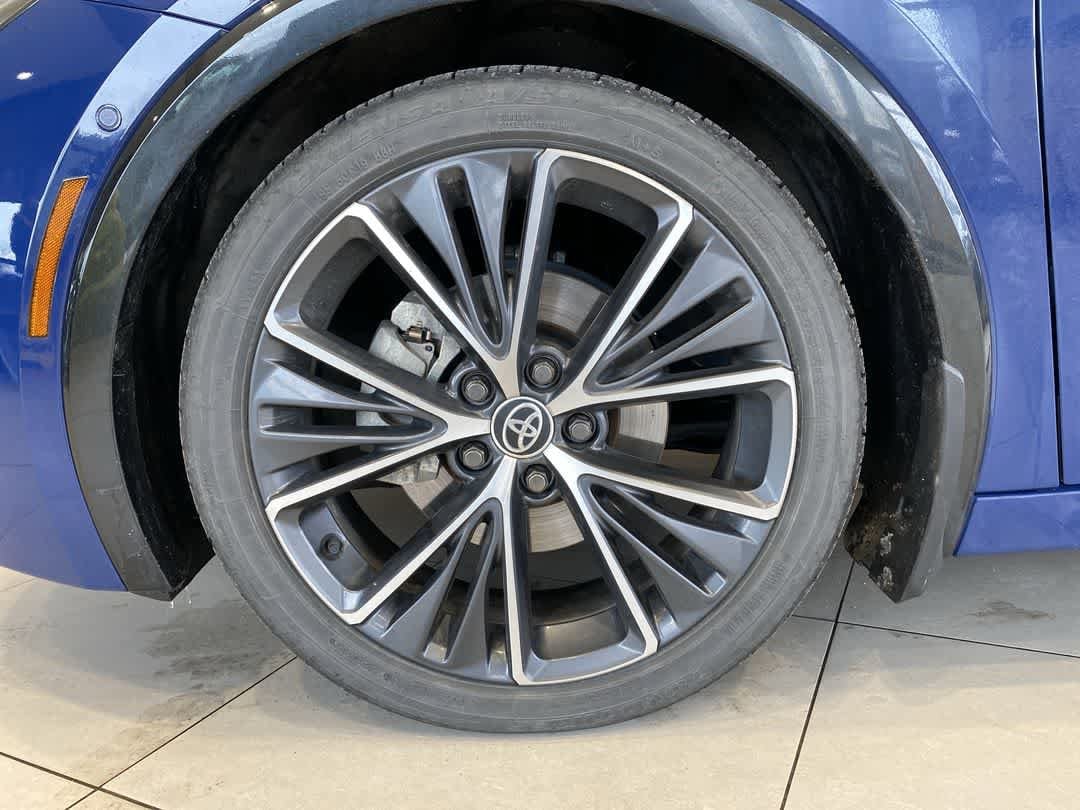 Thumbnail: 2023 Toyota Prius - 10