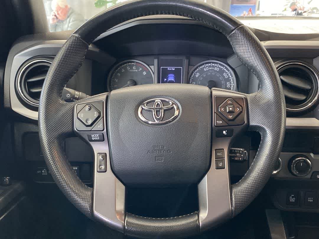 Thumbnail: 2020 Toyota Tacoma - 15