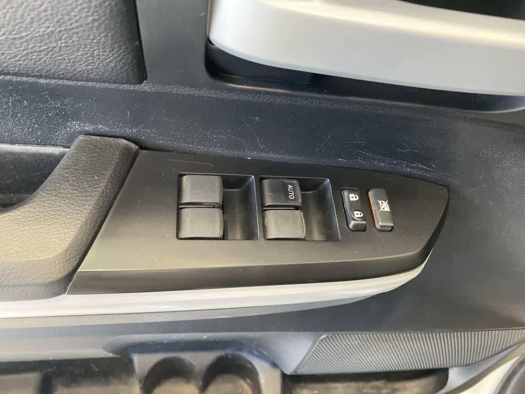 Thumbnail: 2019 Toyota Tundra - 16