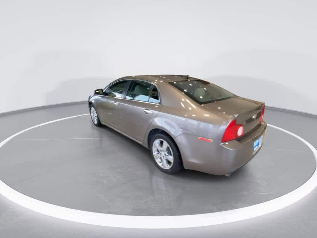 Thumbnail: 2012 Chevrolet Malibu - 6
