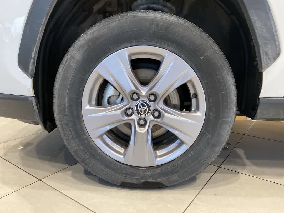 Thumbnail: 2025 Toyota RAV4 - 10