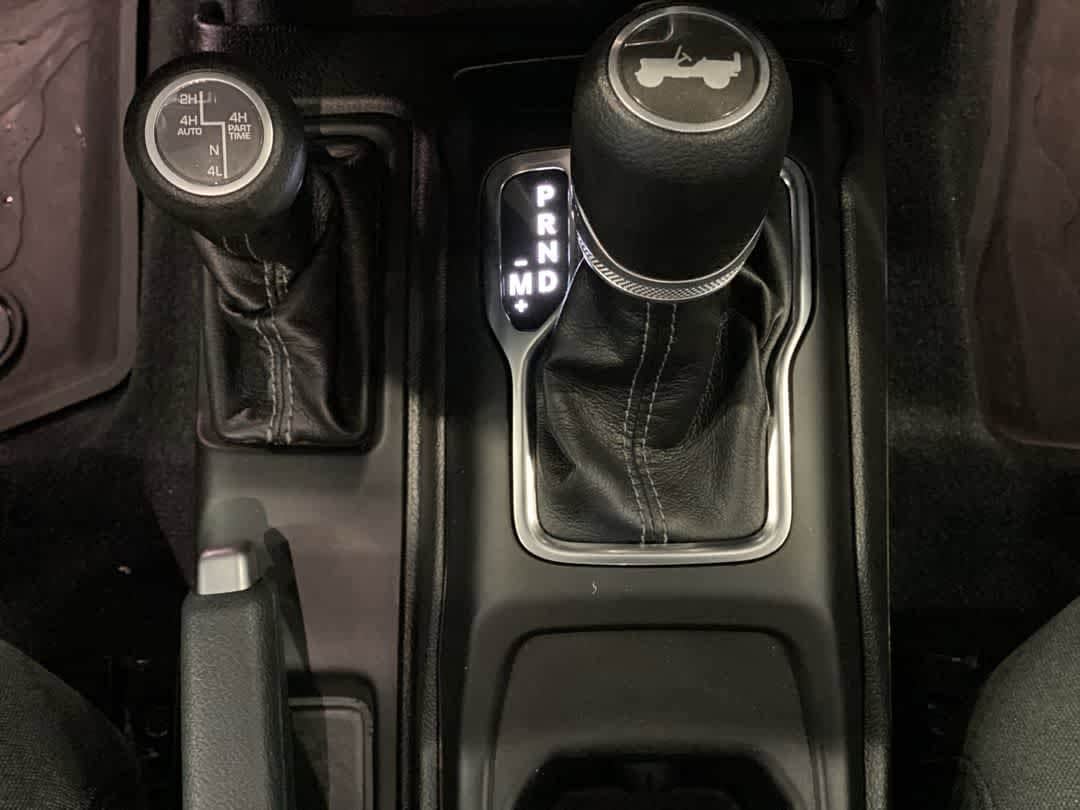 Thumbnail: 2024 Jeep Wrangler - 22