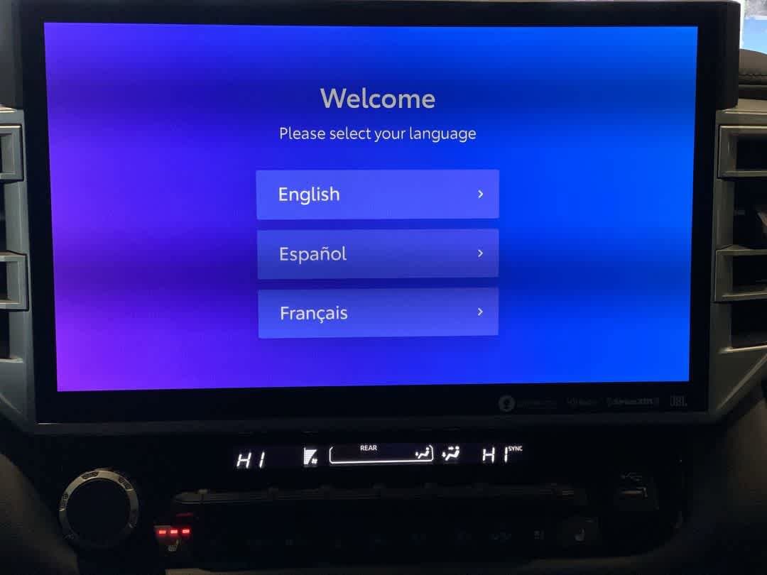 Thumbnail: 2023 Toyota Sequoia - 18