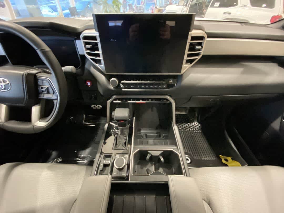 Thumbnail: 2025 Toyota Tundra - 22