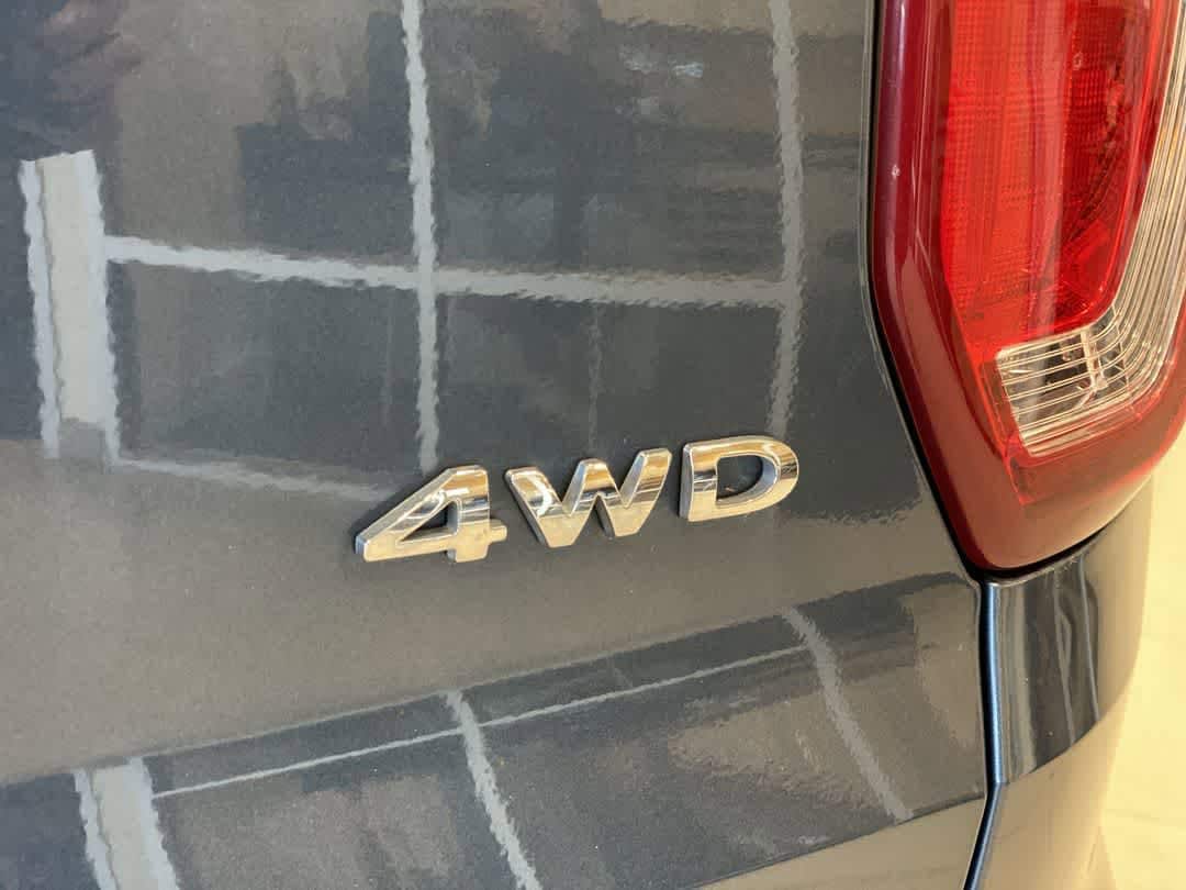 Thumbnail: 2018 Ford Explorer - 11