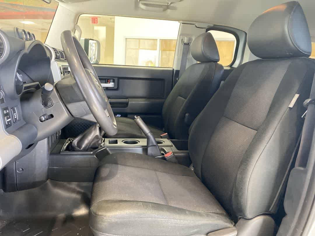 Thumbnail: 2008 Toyota FJ Cruiser - 11