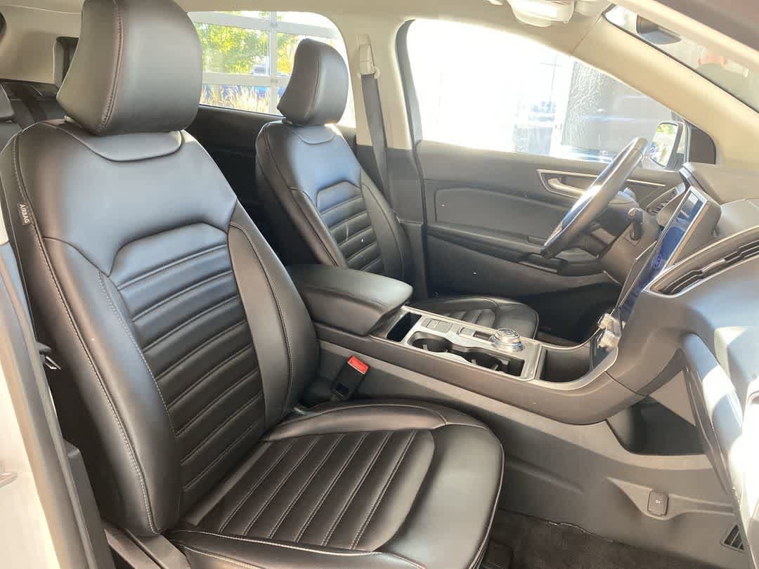 Thumbnail: 2024 Ford Edge - 26