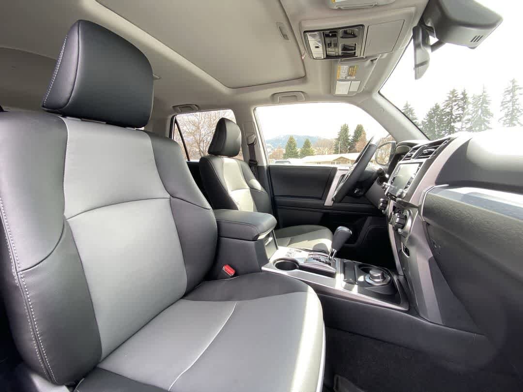 Thumbnail: 2024 Toyota 4Runner - 27