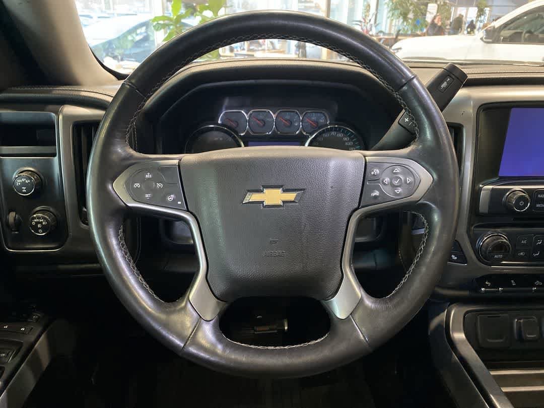 Thumbnail: 2017 Chevrolet Silverado 1500 - 16