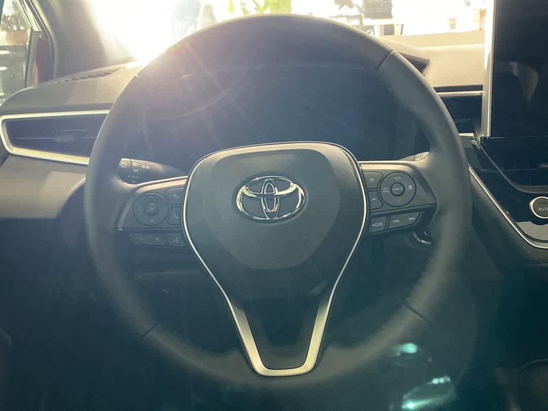 Thumbnail: 2025 Toyota Corolla - 17