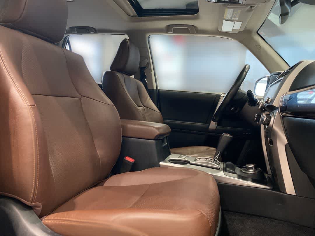 Thumbnail: 2021 Toyota 4Runner - 25