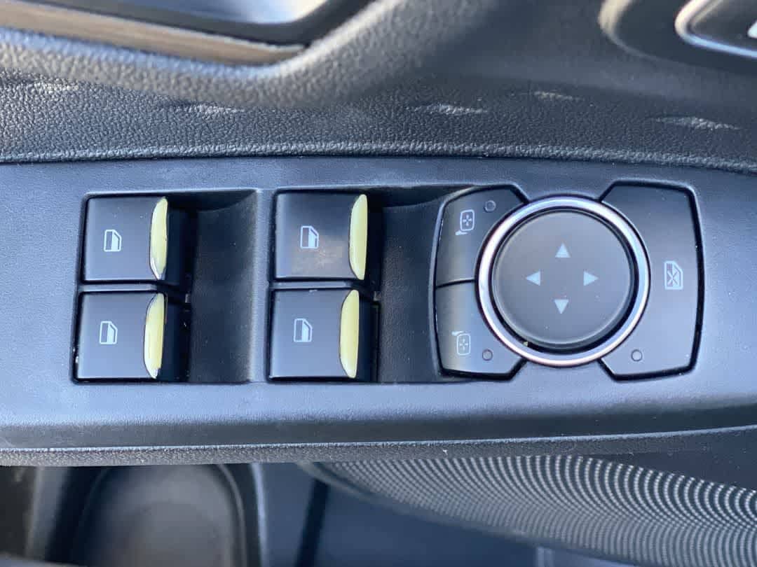 Thumbnail: 2020 Ford Escape - 16