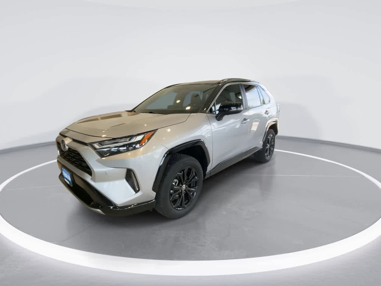 Thumbnail: 2022 Toyota RAV4 - 4