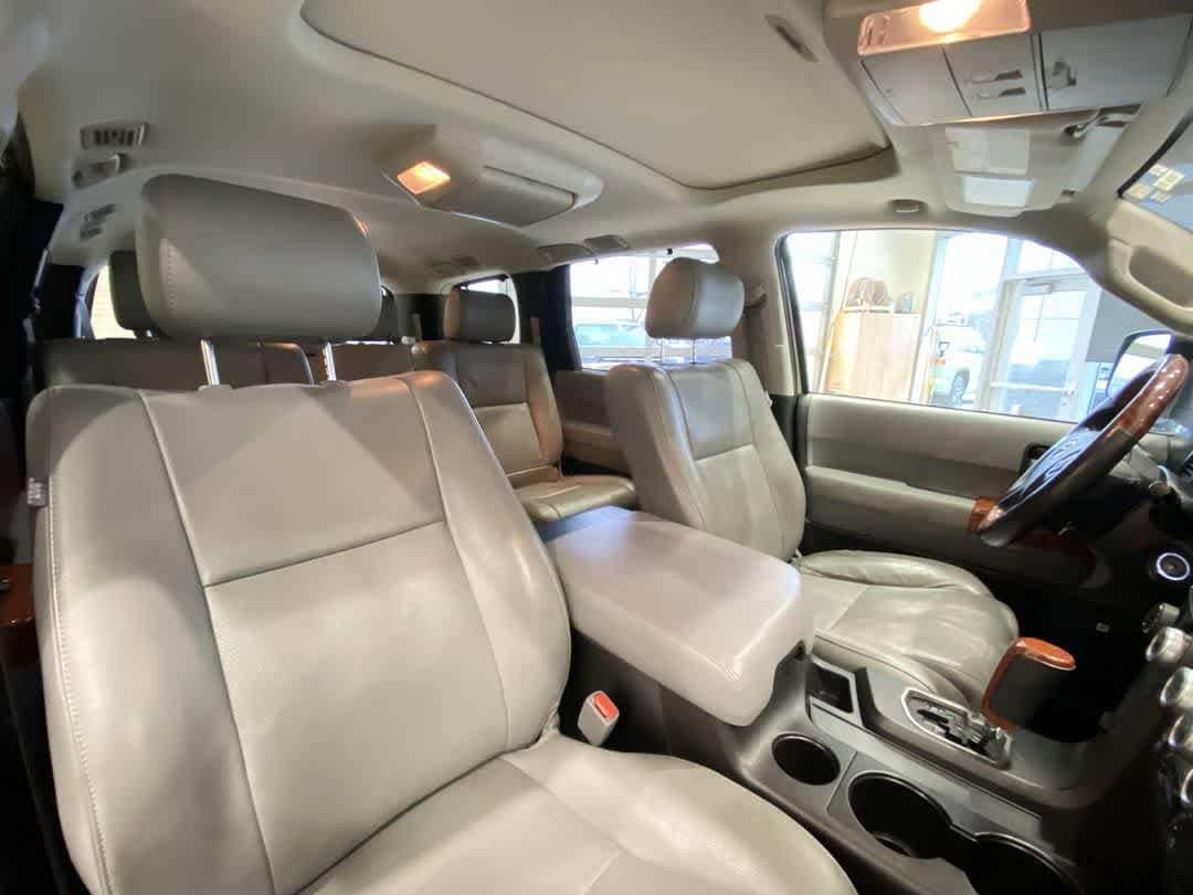 Thumbnail: 2018 Toyota Sequoia - 28