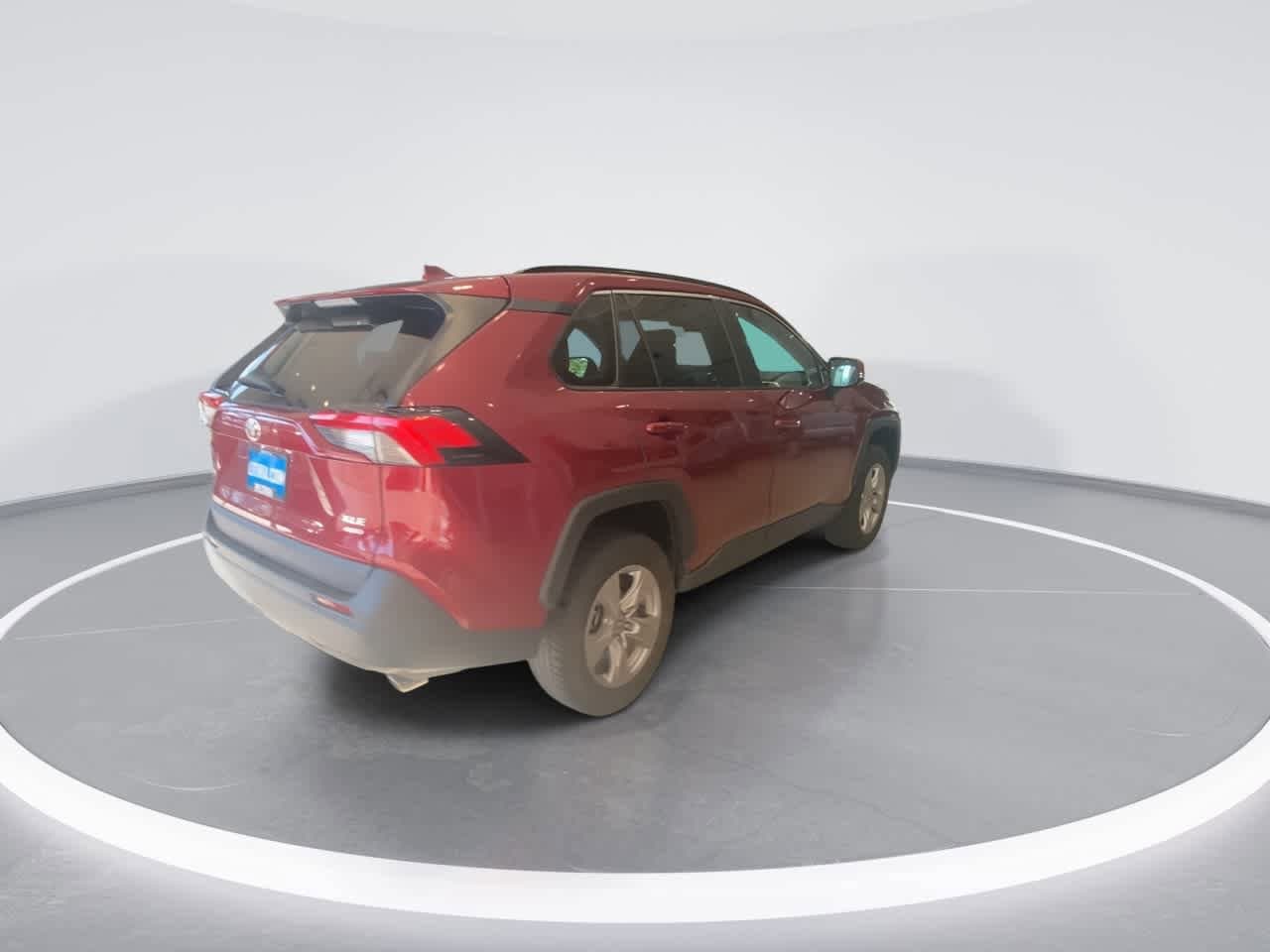 Thumbnail: 2022 Toyota RAV4 - 8