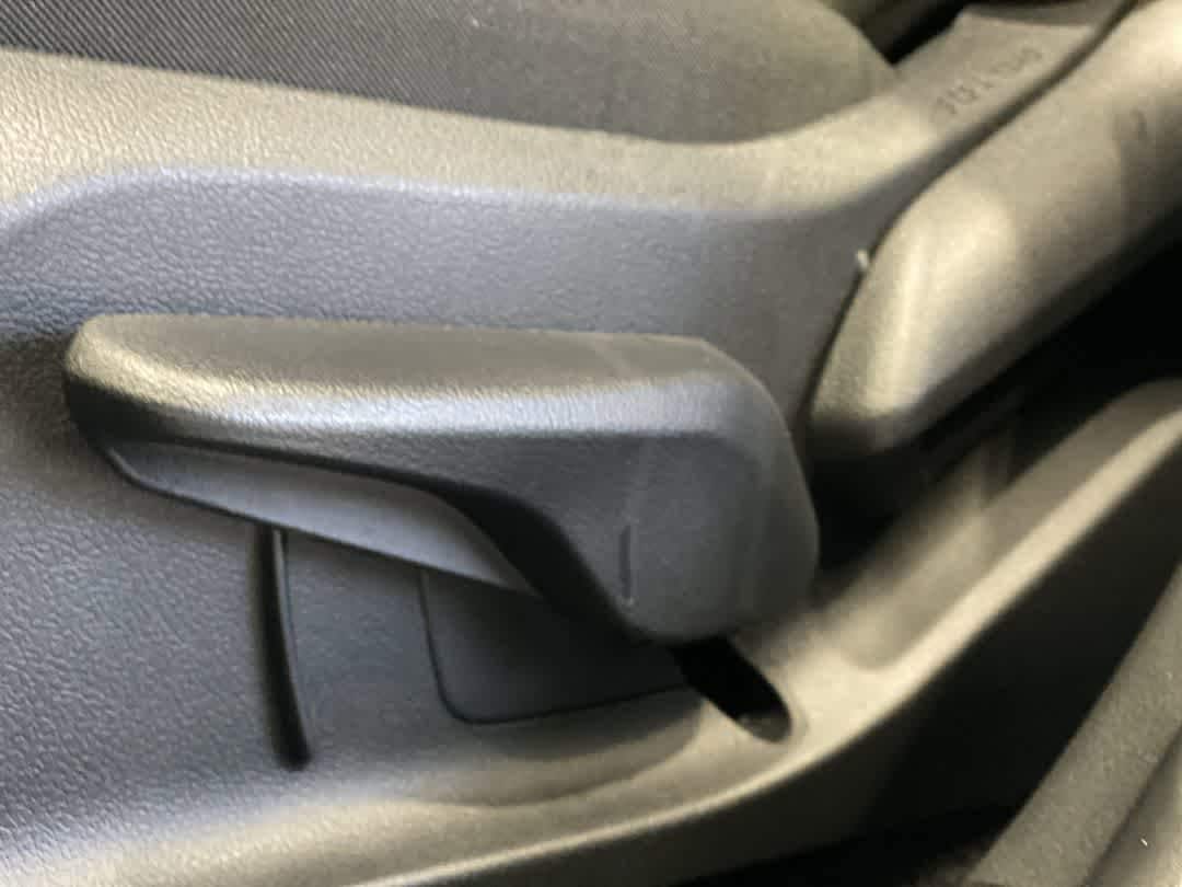 Thumbnail: 2025 Toyota RAV4 - 14