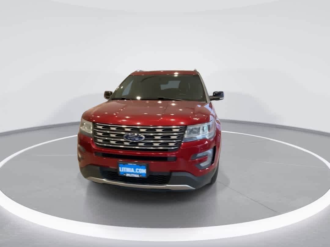 Thumbnail: 2016 Ford Explorer - 3