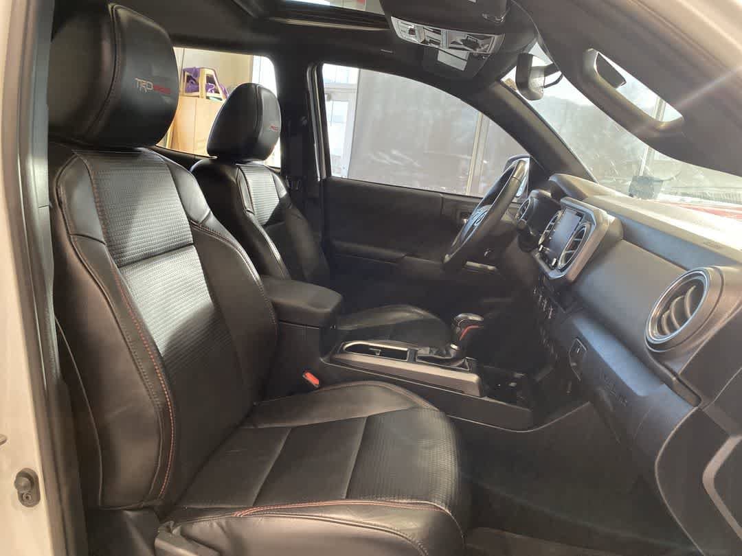 Thumbnail: 2020 Toyota Tacoma - 24