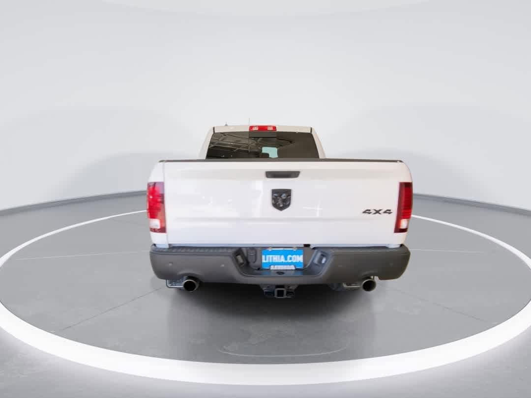 Thumbnail: 2019 RAM 1500 Classic - 7